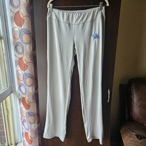Knights Apparel Light Gray UK Wildcats Yoga Pants